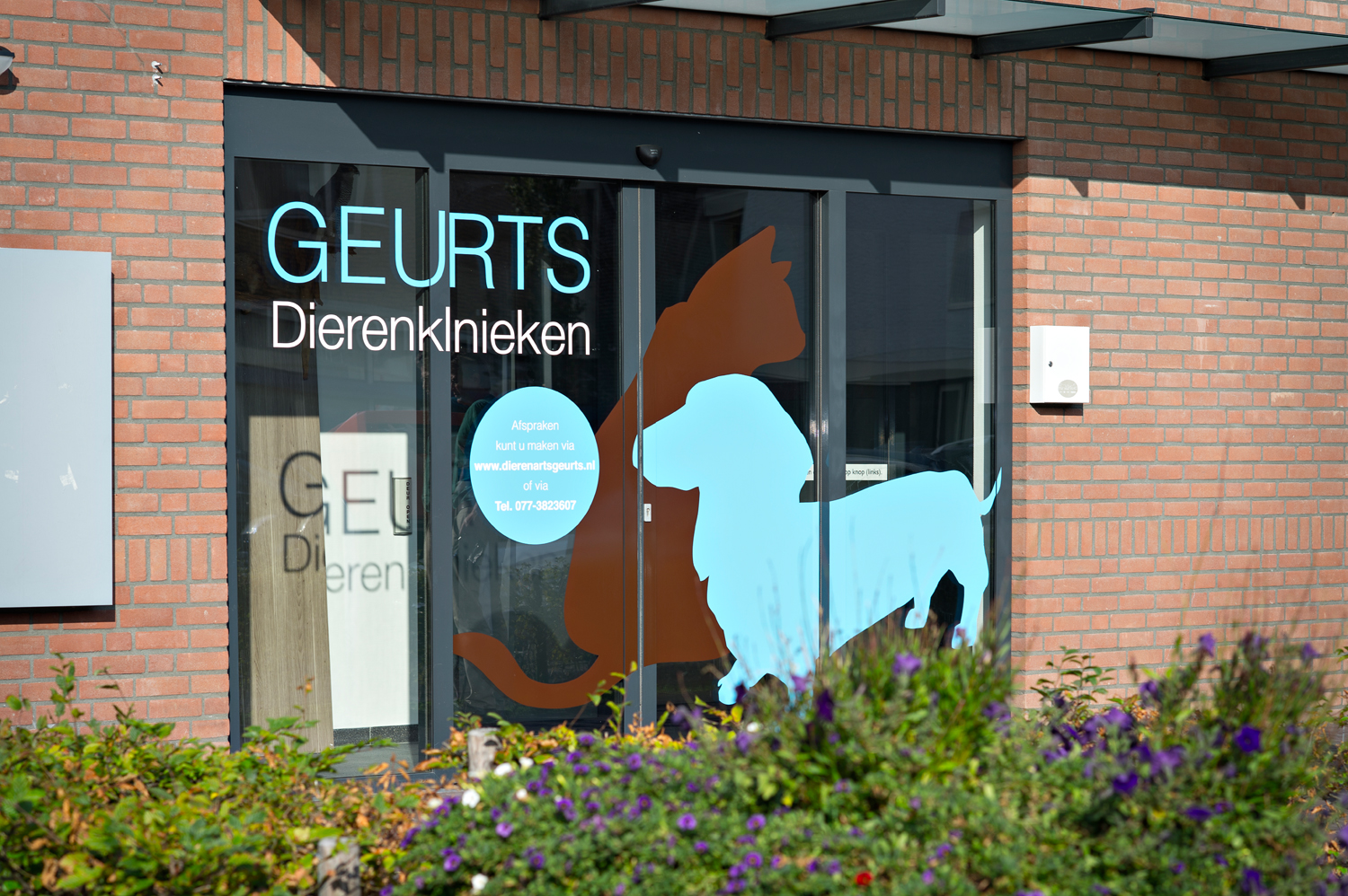 Geurts dierenklinieken Venlo-Blerick, Tegelen en Grubbenvorst